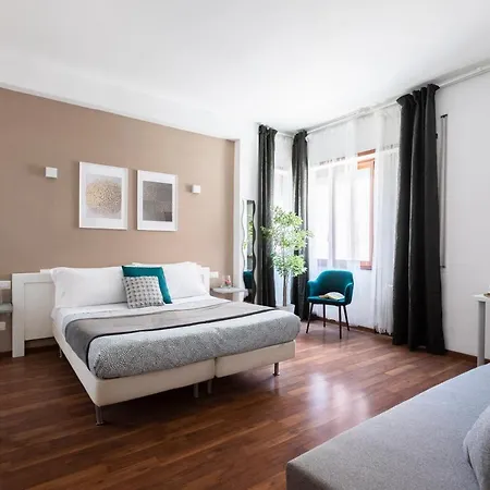 Momo 3 4* Roma