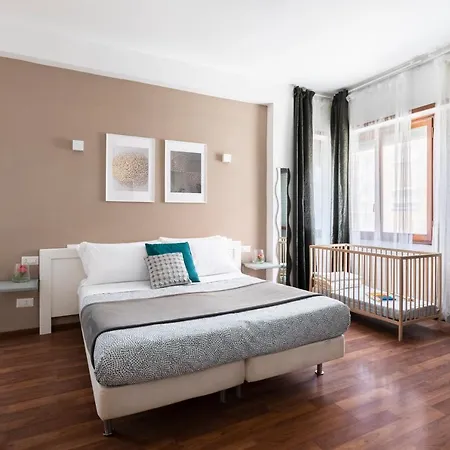 Momo Central Rome 3 Отель типа 