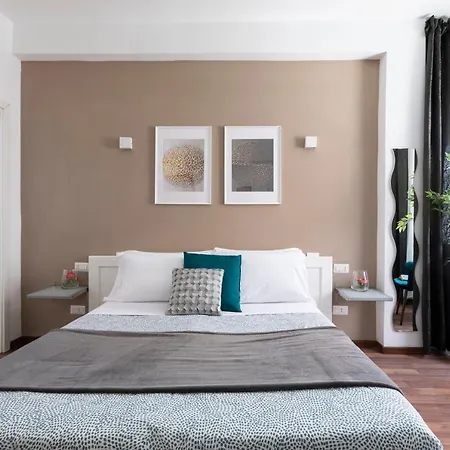 Momo 3 Bed & Breakfast 4*